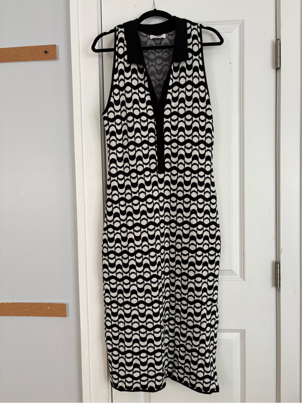 House of Harlow 1960 Geometric Sleeveless Knit Midi Dress